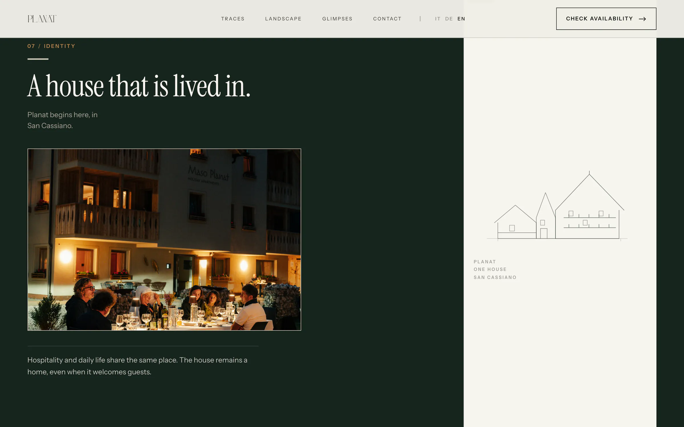 planat.it: “A house that is lived in.”, an evening dinner in front of the house